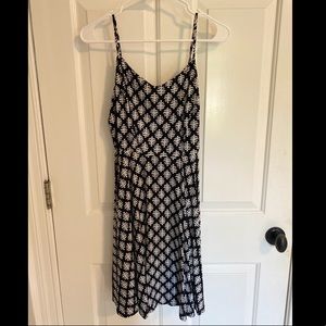 Black and white sundress. Size M.